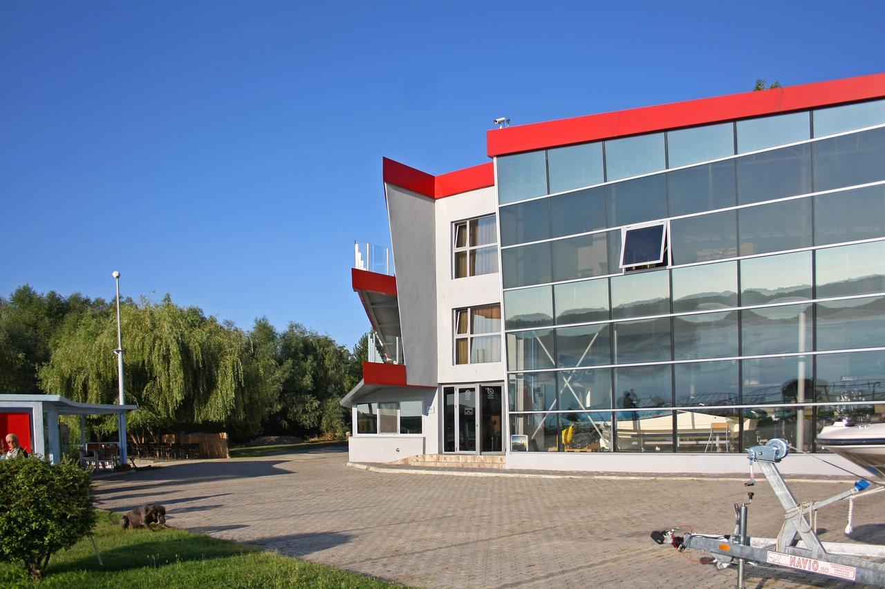 Nemo 3* Brăila
